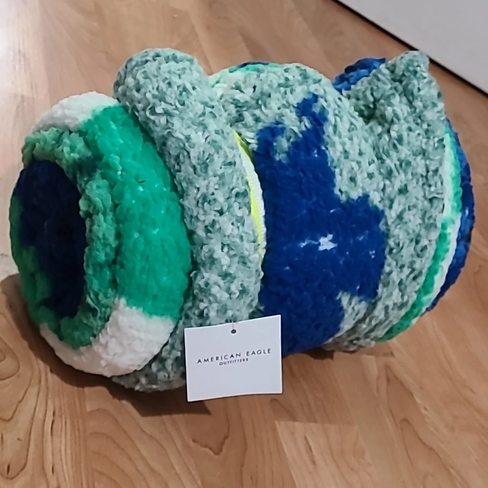 American Eagle Outfitters‎ Blanket NWT NEW WITH TAG